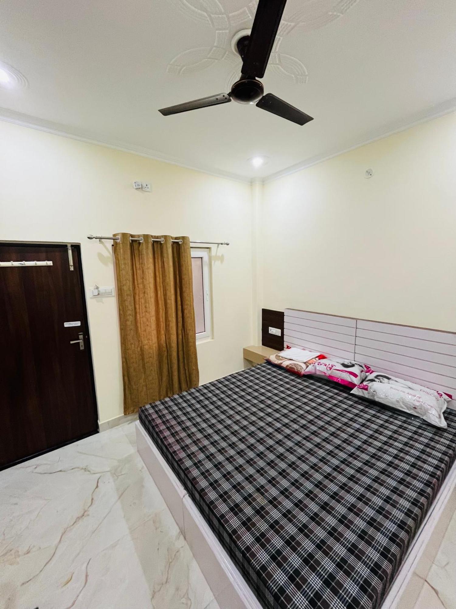 River View Paying Guest House Varanasi Exterior foto